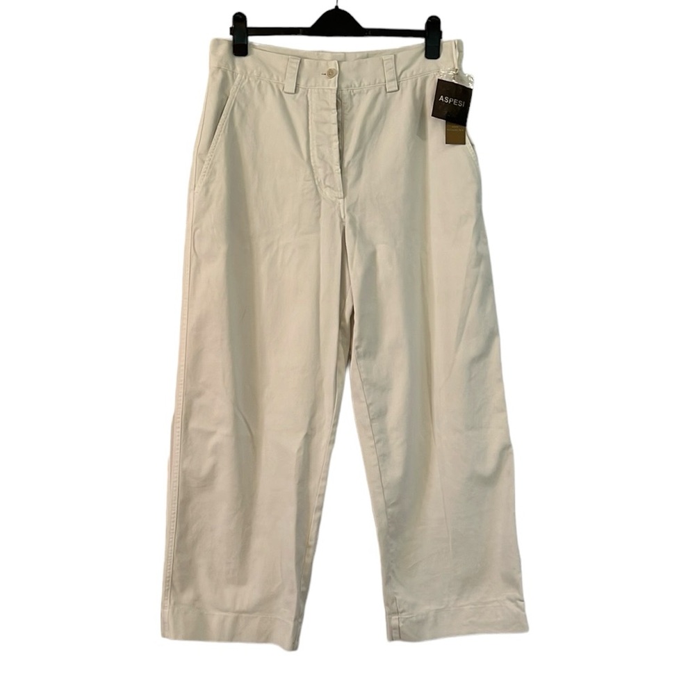NWT ASPESI Italian tailoring. Khaki pants w button fly, wide leg. Cotton.
